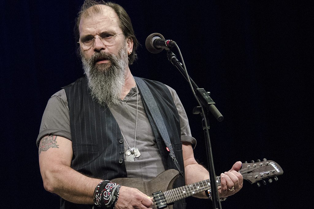 Steve Earle